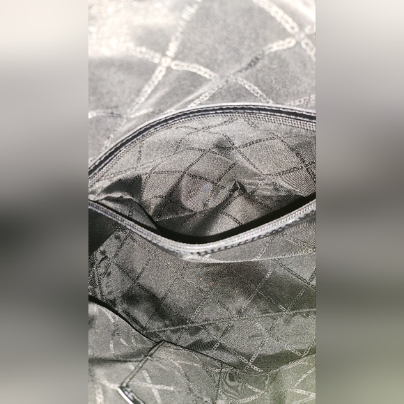 Michael Kors Shoulder Bag - Picture 8 of 13